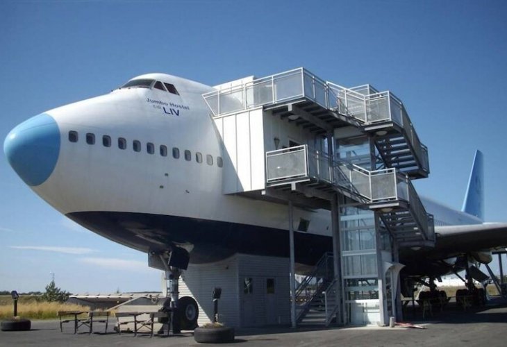 Вторият живот на Boeing 747: Най-необичайният хотел в света