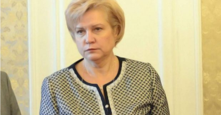 Менда Стоянова: Каква бедност!? Не познавам човек с по – малко от 3000 лв. заплата!