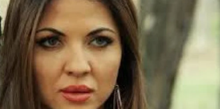 Райна се разрида в мрежата и разплака феновете си! Вижте трагичната причина ВИДЕО