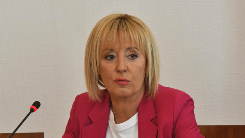 Мая Манолова: Пенсионерите и бедните ще спонсорират тези с джиповете