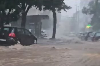 Страшен потоп в този град. Фермери съобщават за удавени