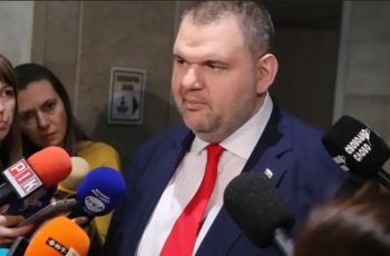 Пеевски предупреди: Февруари ще