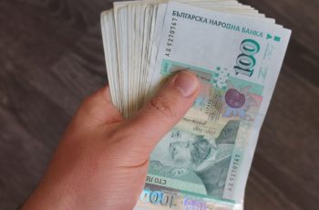 Идва увеличение на „вдовишката пенсия“ през