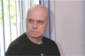 Слави Трифонов: Терзиев е лъжец, не го е срам, не го е грях