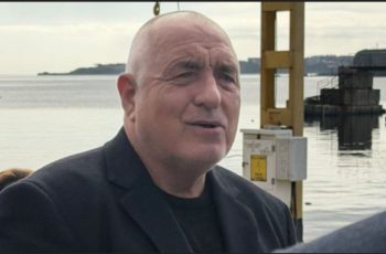 Бойко се гъбарка: Досега Радев беше пилот на самолет, вече е