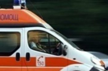 Млад мъж открит е мъртъв, а жена му в безсъзнание в спалнята заради