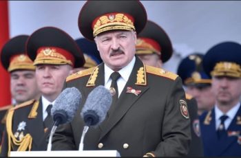 Лукашенко: Беларус се подготвя за война!