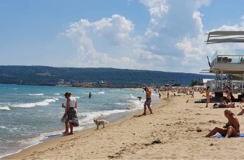 Криза по морето: Туризмът остава без кадри, ето защо никой не иска да работи там