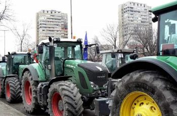 Блокада на границата: Гръцки фермери излизат на щурм срещу България