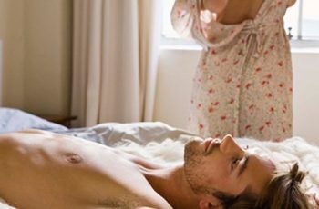Стани майстор в леглото: 20 техники за ръчна стимулация, които ще го подлудят от кеф